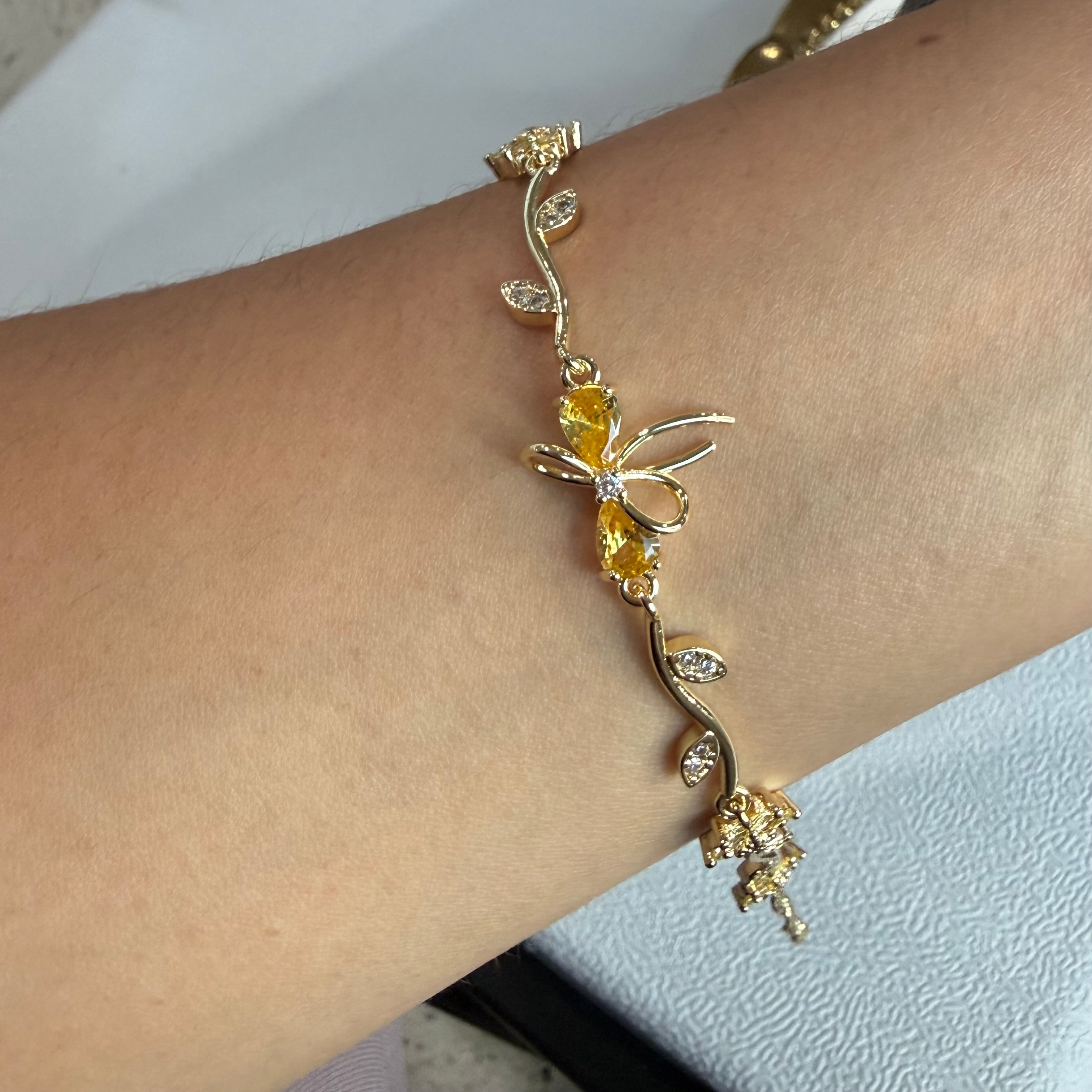 Gold plated Bow & Floral Vine Bracelet